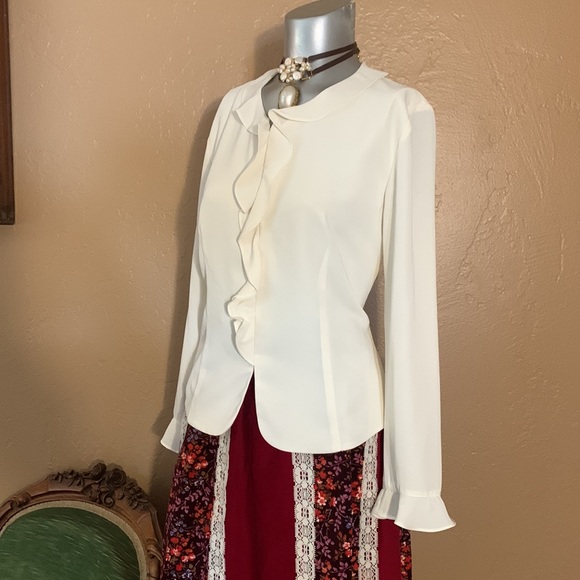 Vintage Pendleton Ivory Long Sleeved Ruffled Blouse.  Sz S - Picture 3 of 5